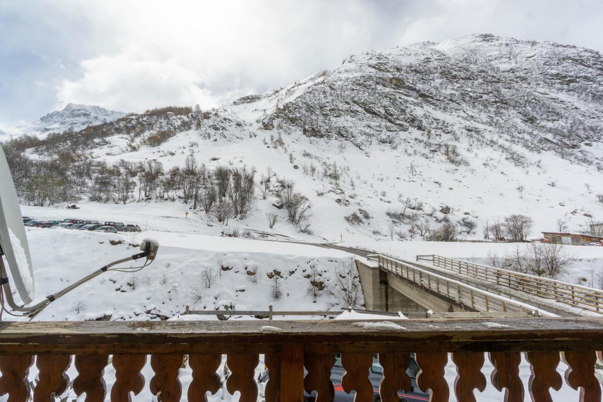 Chalet Les Moulins บอนเนวัล-ซัวร์-อาร์ค ภายนอก รูปภาพ