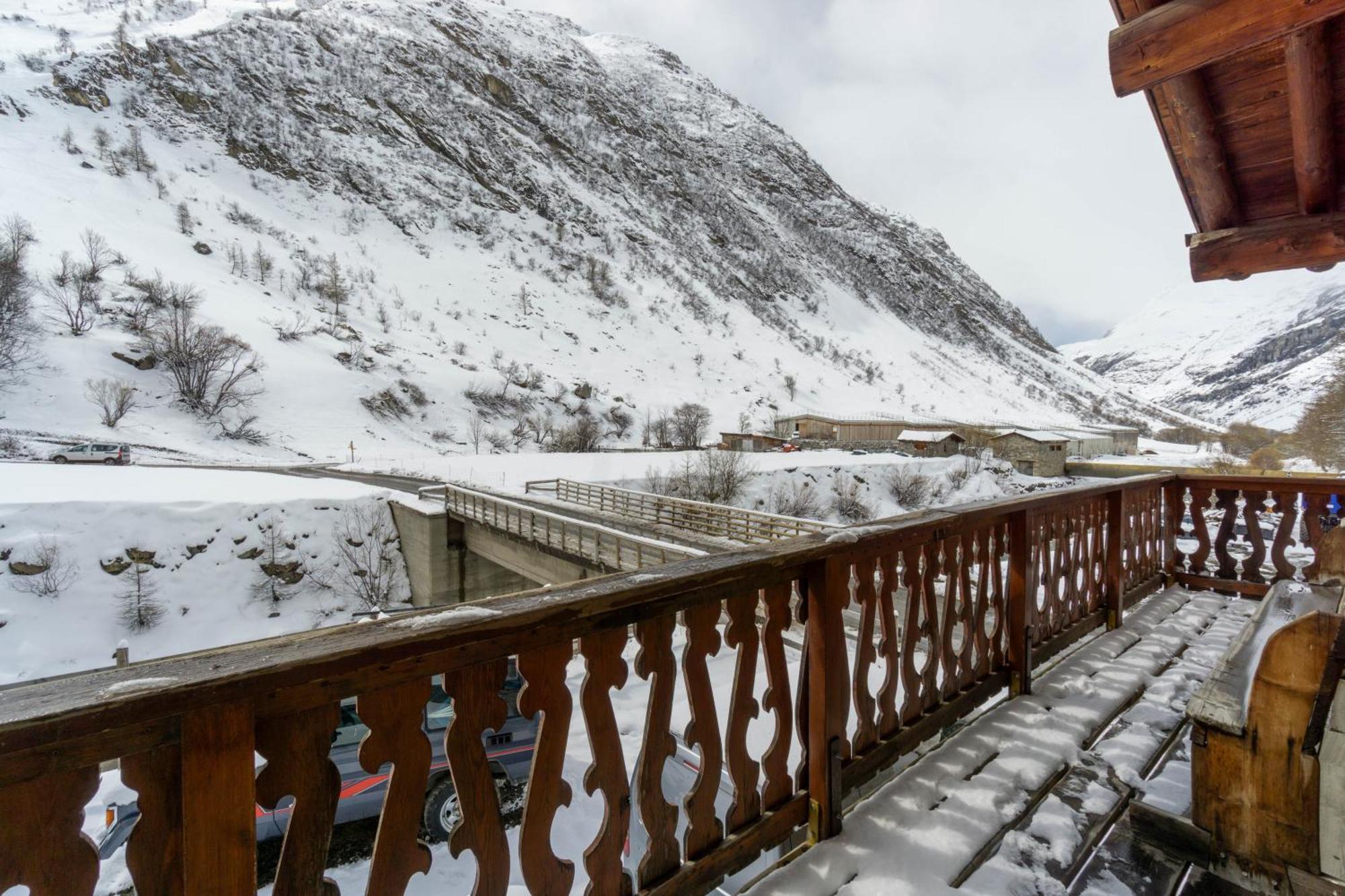 Chalet Les Moulins บอนเนวัล-ซัวร์-อาร์ค ภายนอก รูปภาพ