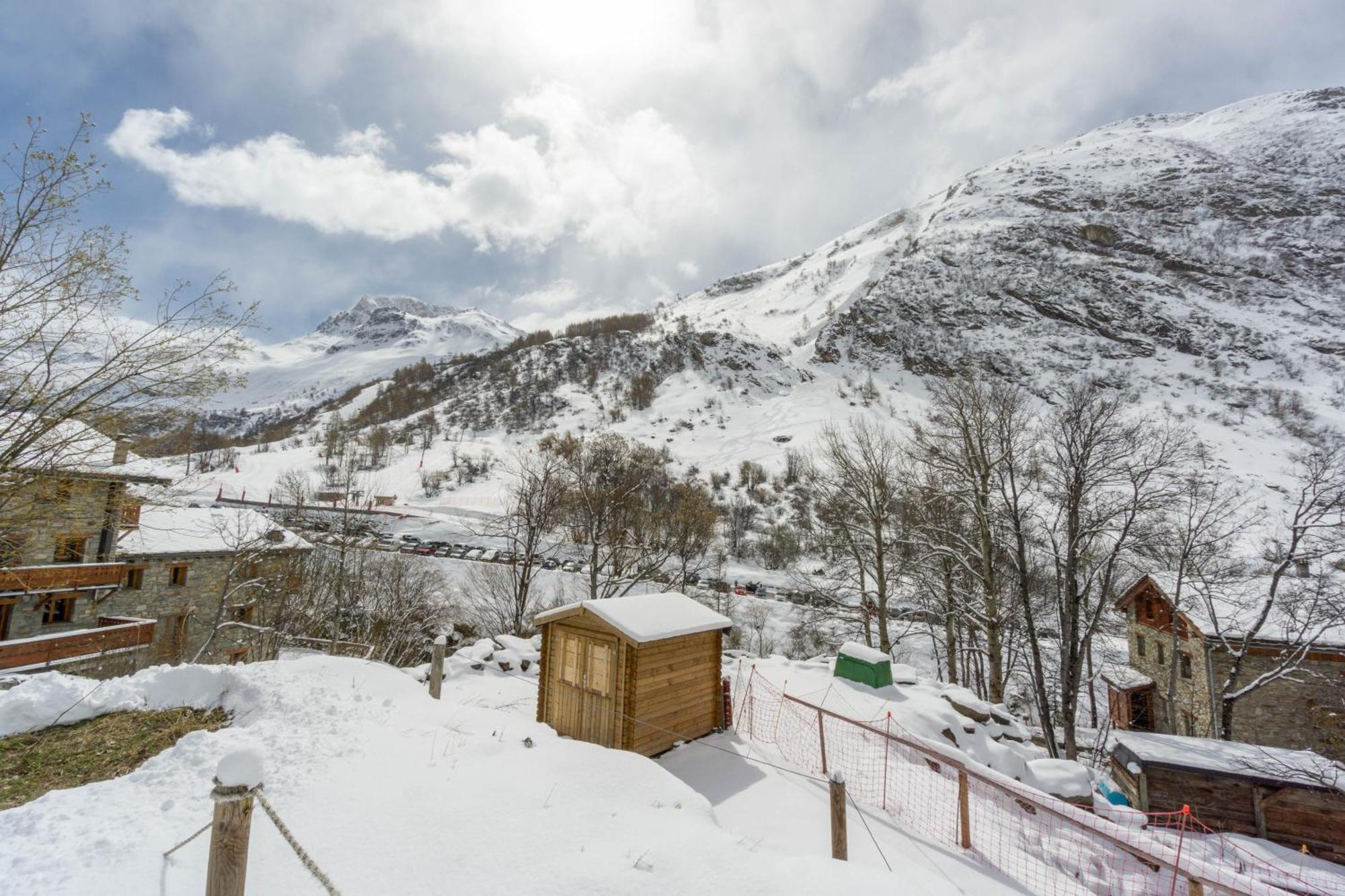 Chalet Les Moulins บอนเนวัล-ซัวร์-อาร์ค ภายนอก รูปภาพ