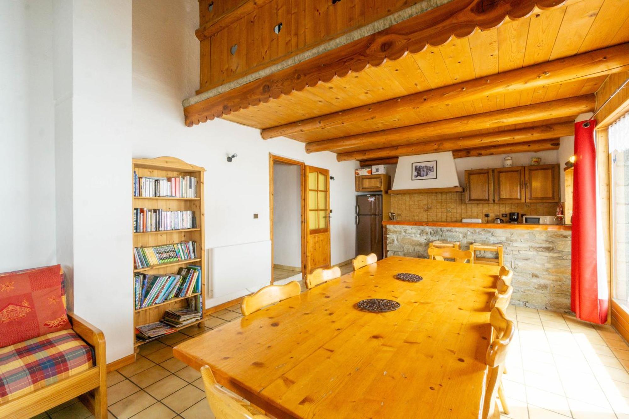 Chalet Les Moulins บอนเนวัล-ซัวร์-อาร์ค ภายนอก รูปภาพ
